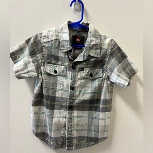 QUIKSILVER SIZE 5 Kids collared shirt